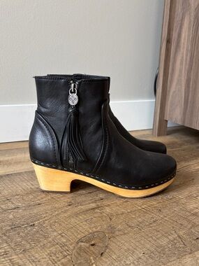 Patricia Nash Black Rafael Booties